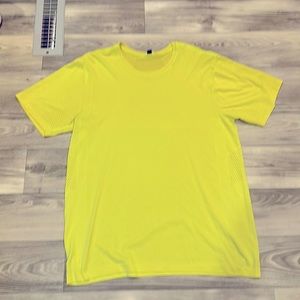 Lululemon workout shirt